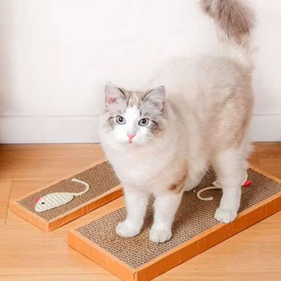 griffoir-pour-chat-souris-plaisant