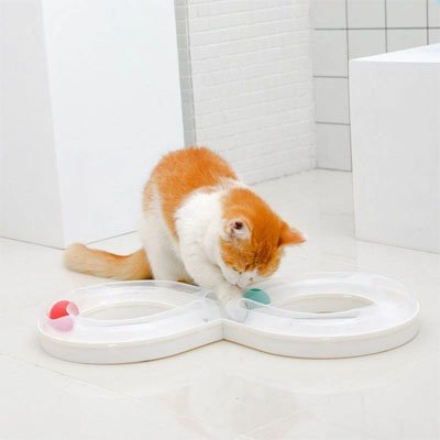 Jouet chat forme en huit amusant
