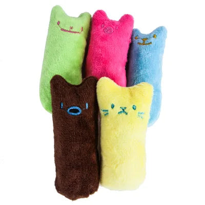 jouet-pour-chat-peluche-couleurs-variées